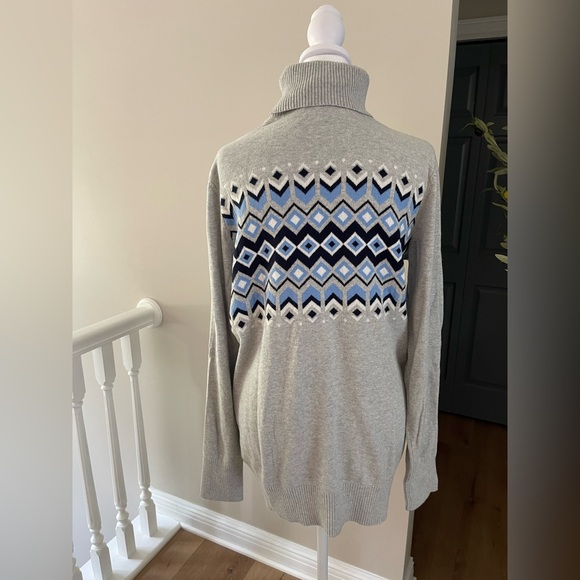 L.L. Bean Gray and Blue Cotton/Cashmere Turtleneck Sweater - Picture 3 of 5